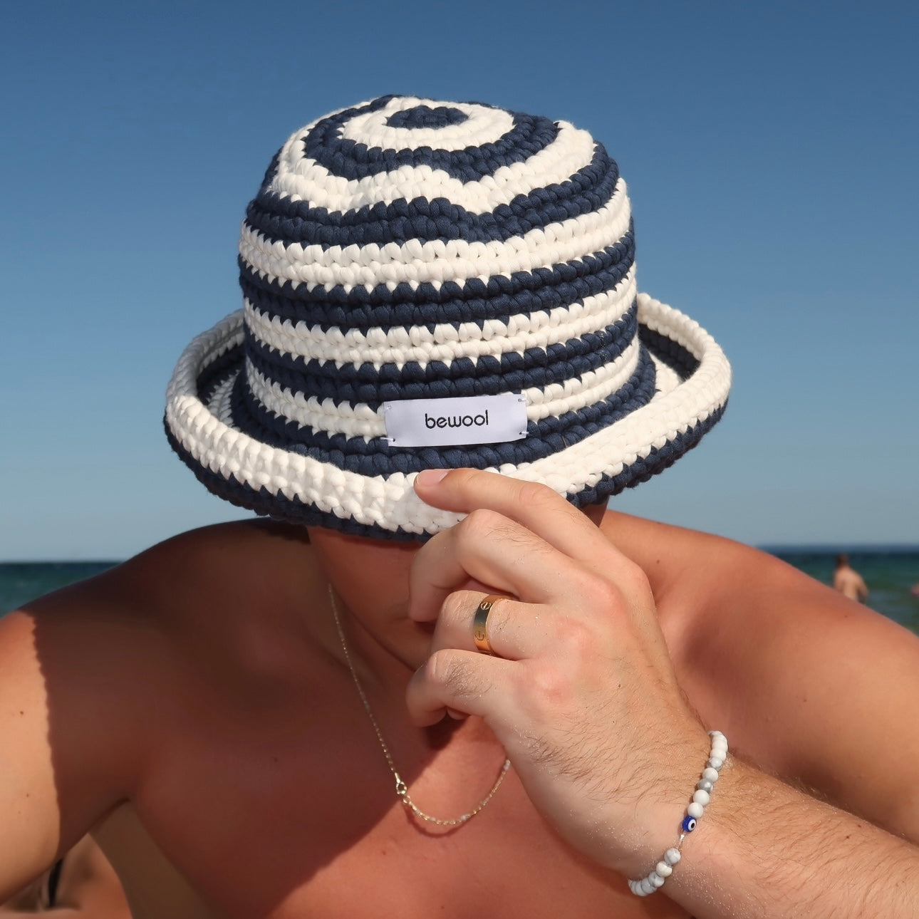 bucket hat - ocean breeze