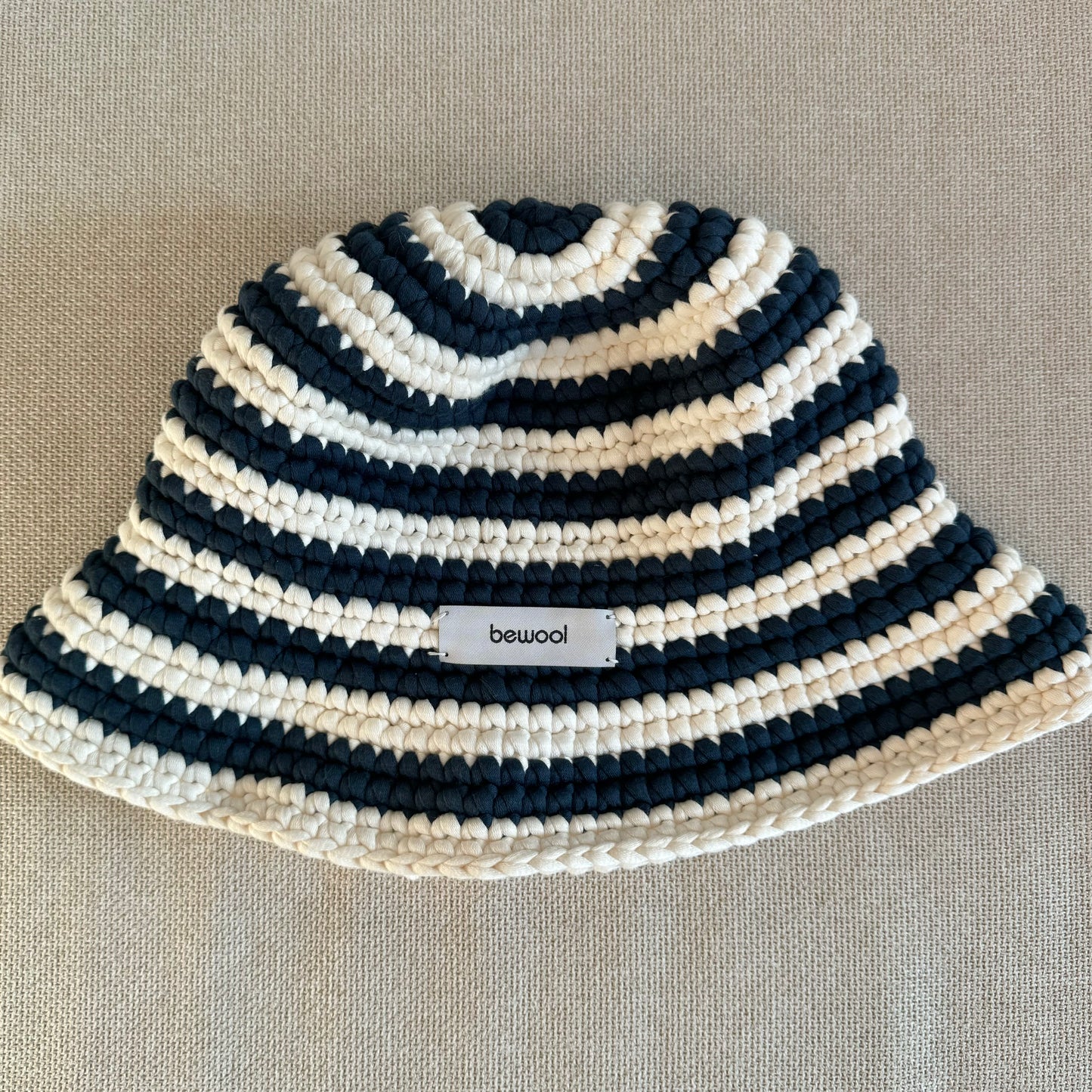 bucket hat - ocean breeze